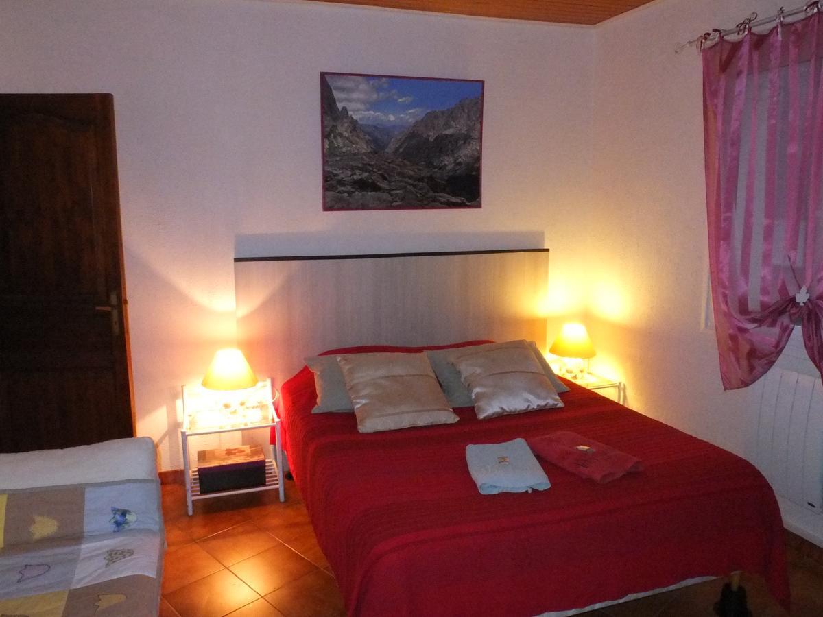 A Dodolela Bed & Breakfast Omessa Luaran gambar