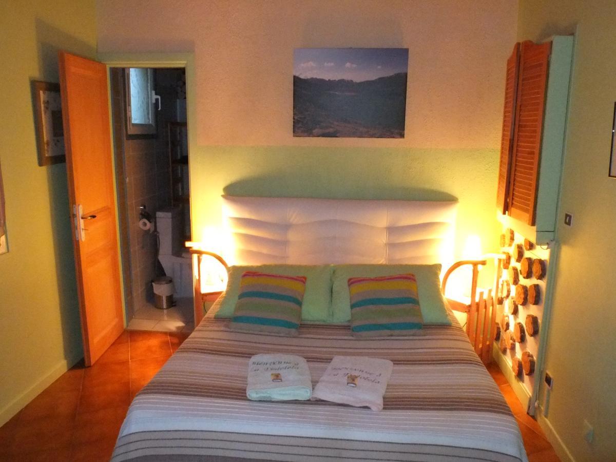 A Dodolela Bed & Breakfast Omessa Luaran gambar